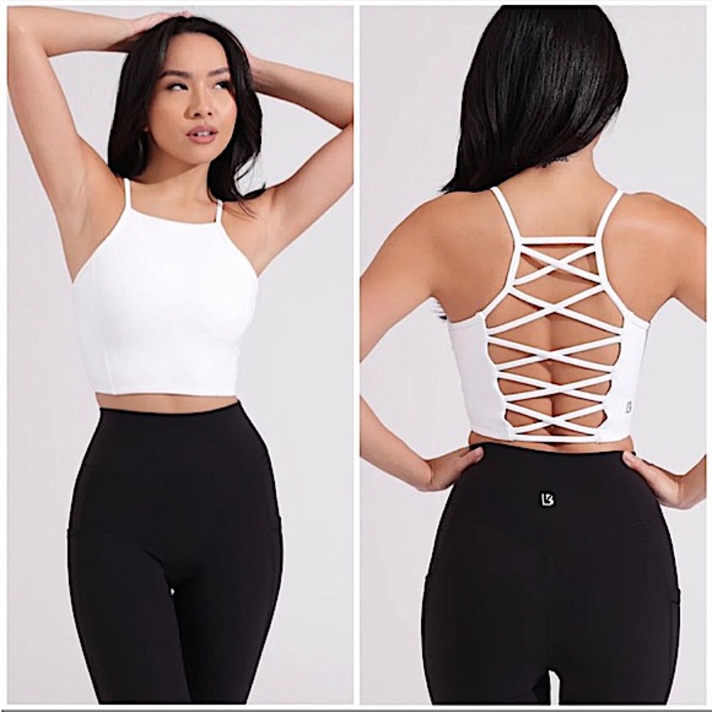 🤍 NWT BUFFBUNNY ENERGY IVY CROP SPORTS BRA IN WHITE S